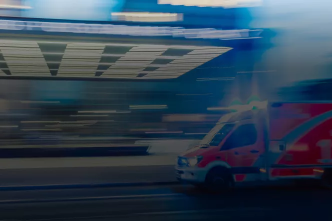 Notarztwagen beim Einsatz