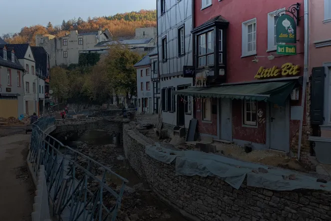 Renovierungsarbeiten nach der Flut